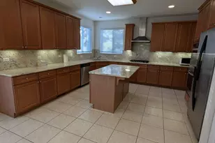 243 Colonial Dr, Vernon Hills, IL 60061 - Photo 15