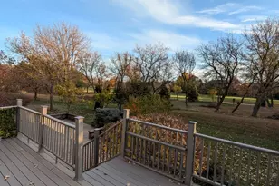 243 Colonial Dr, Vernon Hills, IL 60061 - Photo 107