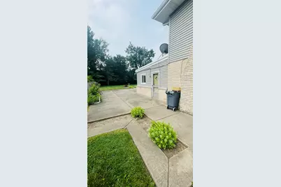15W563 Diversey Avenue, Elmhurst, IL 60126 - Photo 3
