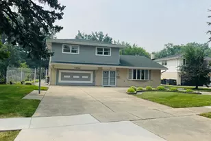 15W563 Diversey Ave, Elmhurst, IL 60126 - Photo 1