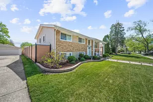 1329 Buffalo Ave, Calumet City, IL 60409 - Photo 3