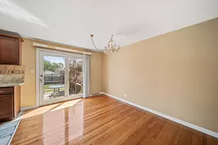1329 Buffalo Ave, Calumet City, IL 60409 - Photo 11