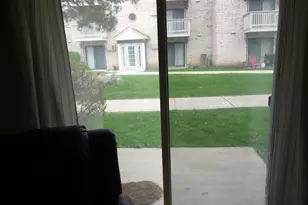 421 E Osage Ln, Palatine, IL 60074 - Photo 7
