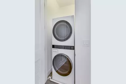 5428 N Winthrop Avenue #202, Chicago, IL 60640 - Photo 21