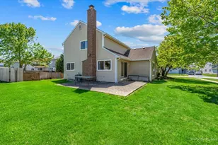 1990 Wildwood Ln, Hanover Park, IL 60133 - Photo 33