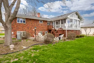 8537 Walnut Ave, Orland Park, IL 60462 - Photo 7