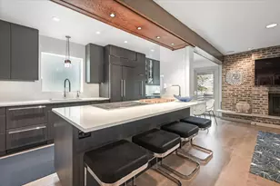 312 Barton Ave, Evanston, IL 60202 - Photo 9