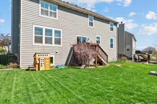 4075 Conifer Dr, Elgin, IL 60124 - Photo 37