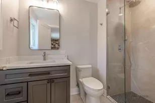 1114 Hewitt Dr, Des Plaines, IL 60016 - Photo 13
