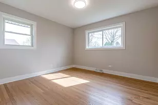 1114 Hewitt Dr, Des Plaines, IL 60016 - Photo 17