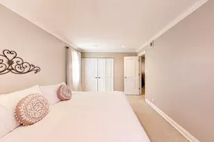 1631 E Greenwood Dr, Mount Prospect, IL 60056 - Photo 21