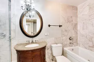 1631 E Greenwood Dr, Mount Prospect, IL 60056 - Photo 23
