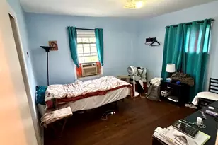 4817 Hull St, Skokie, IL 60077 - Photo 5