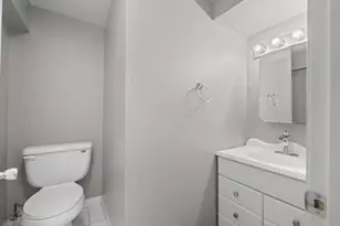 2250 Bannister Ln, Aurora, IL 60504 - Photo 27