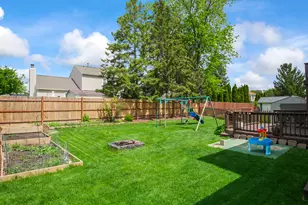 2250 Bannister Ln, Aurora, IL 60504 - Photo 33