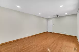 406 Hummingbird Ct, Deerfield, IL 60015 - Photo 9