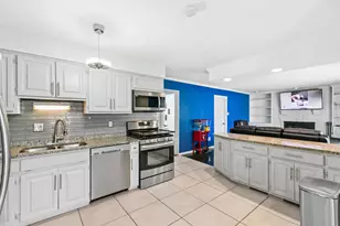18436 Aberdeen St, Homewood, IL 60430 - Photo 7
