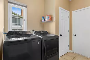550 Rose Ln, Bartlett, IL 60103 - Photo 15