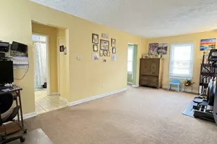 224 N Wolf Rd, Wheeling, IL 60090 - Photo 5