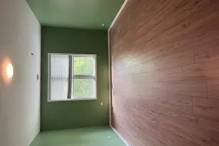 275 E Railroad Ave, Bartlett, IL 60103 - Photo 11
