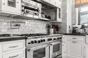 1530 N State Pkwy, Chicago, IL 60610 - Photo 17
