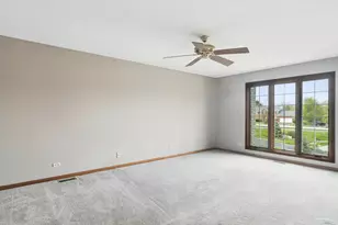305 Anne Ct, Prospect Heights, IL 60070 - Photo 13