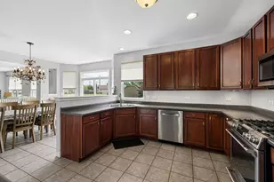 6404 Roth Ct, Joliet, IL 60431 - Photo 7