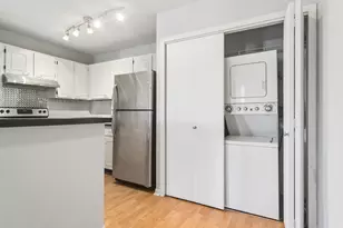 2060 N Rand Rd, Palatine, IL 60074 - Photo 7