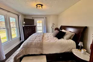 909 E 3rd St, Centralia, IL 62801 - Photo 21