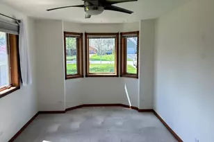 4737 Winchester Ave, Lisle, IL 60532 - Photo 15