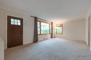 805 E Rockland Rd, Libertyville, IL 60048 - Photo 5