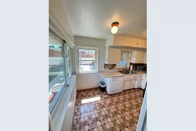 901 Brookline Lane, Park Ridge, IL 60068 - Photo 11