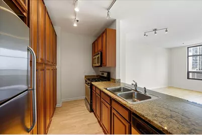 1255 S State Street #1913, Chicago, IL 60605 - Photo 3