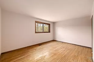 2806 N Dryden Pl, Arlington Heights, IL 60004 - Photo 21