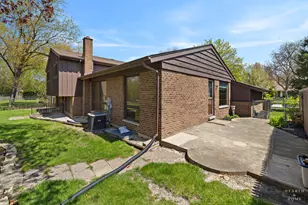 2806 N Dryden Pl, Arlington Heights, IL 60004 - Photo 37