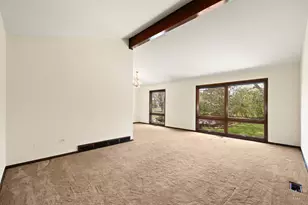 2806 N Dryden Pl, Arlington Heights, IL 60004 - Photo 9
