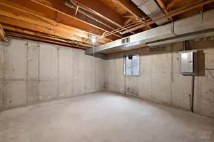 2806 N Dryden Pl, Arlington Heights, IL 60004 - Photo 33
