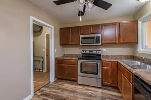 2625 Varonen Ave, Waukegan, IL 60087 - Photo 7