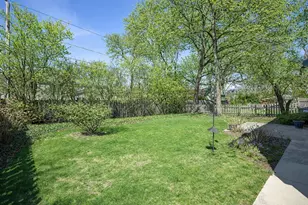 1008 Oxford Rd, Deerfield, IL 60015 - Photo 15
