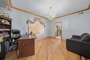 10745 Lockwood Ave, Oak Lawn, IL 60453 - Photo 17