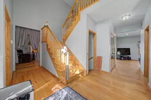10745 Lockwood Ave, Oak Lawn, IL 60453 - Photo 3