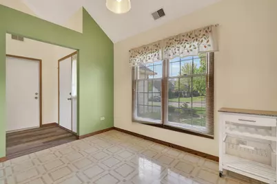 3431 Lake Side Circle, Joliet, IL 60431 - Photo 9