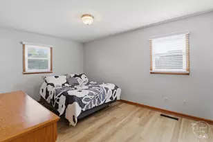 545 N Monroe Ave, Bradley, IL 60915 - Photo 15