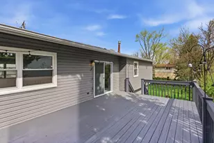 1065 N Smith St, Palatine, IL 60067 - Photo 37