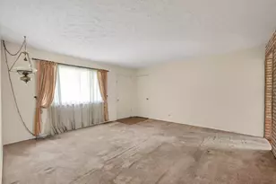 [Address not provided], Naperville, IL 60563 - Photo 5