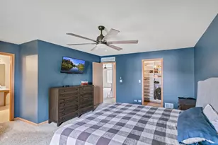 422 Westport Dr, Pingree Grove, IL 60140 - Photo 19