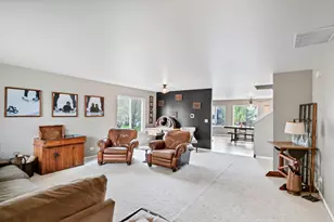 422 Westport Dr, Pingree Grove, IL 60140 - Photo 9