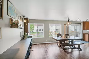 422 Westport Dr, Pingree Grove, IL 60140 - Photo 11