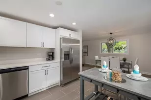 3830 167th Pl, Country Club Hills, IL 60478 - Photo 13