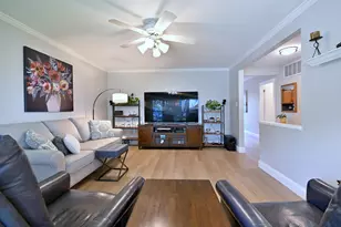 799 Brantwood Ave, Elk Grove Village, IL 60007 - Photo 5